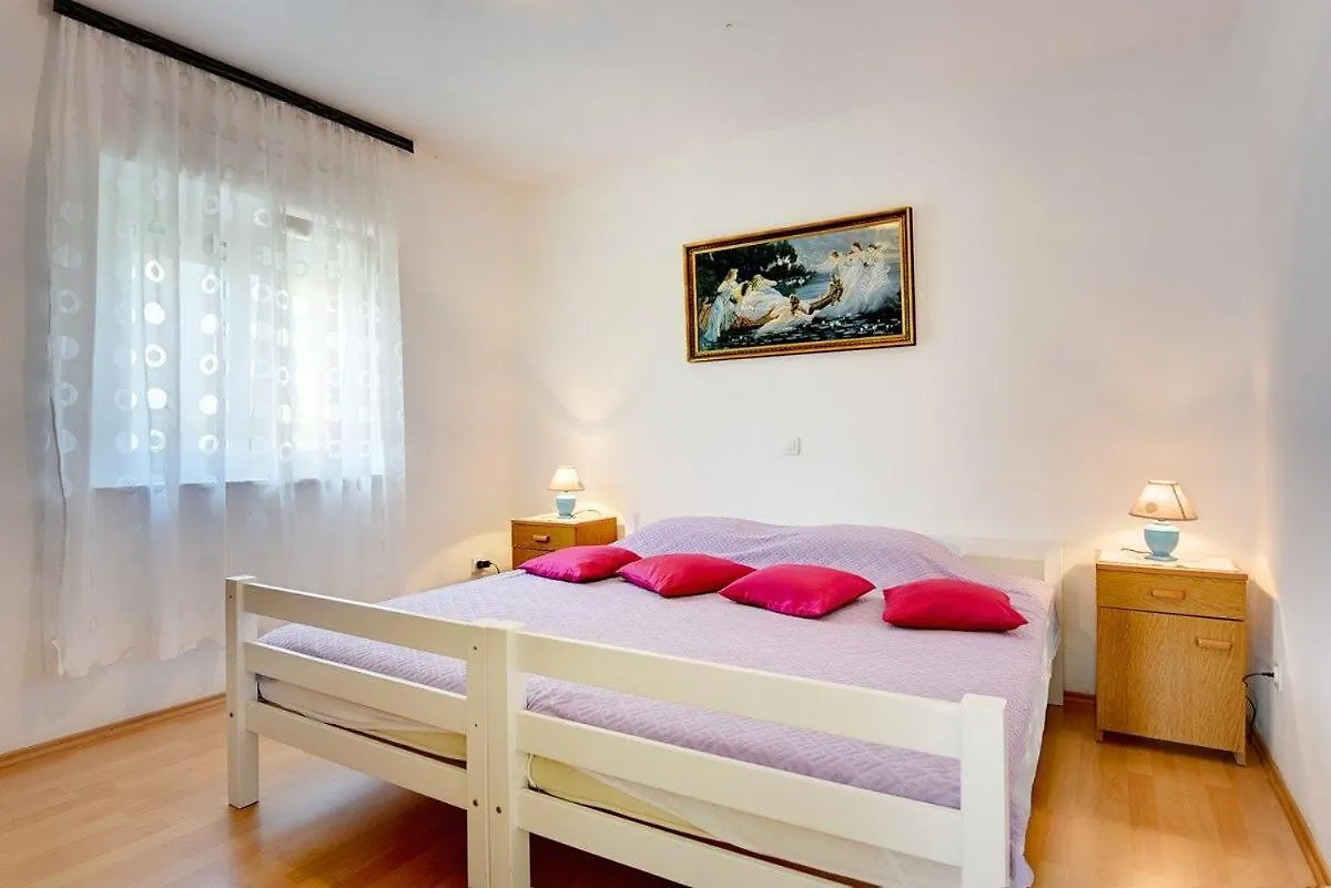 Apartment Zajec Premantura